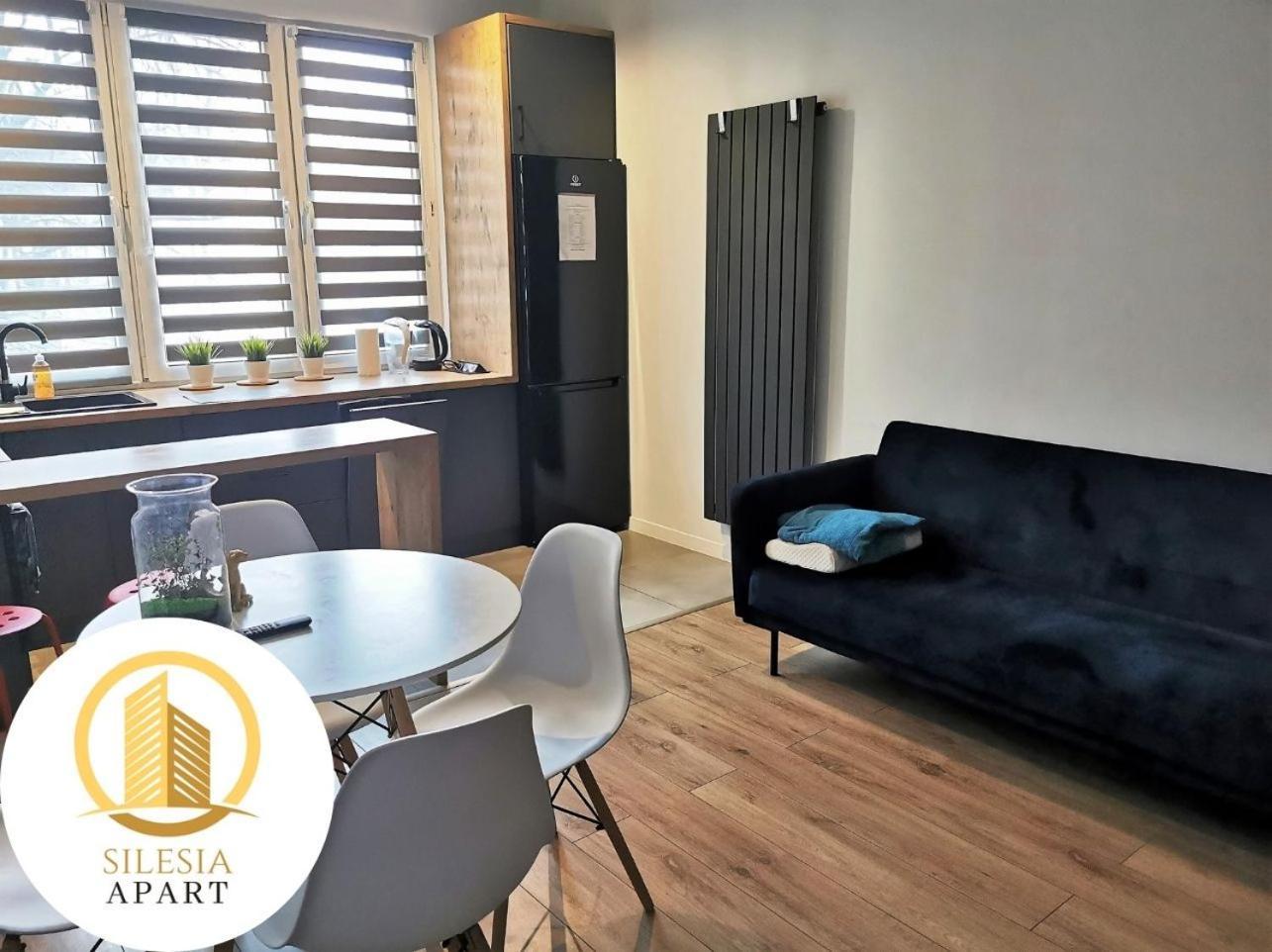 Apartament Ceglany Tychy Buitenkant foto