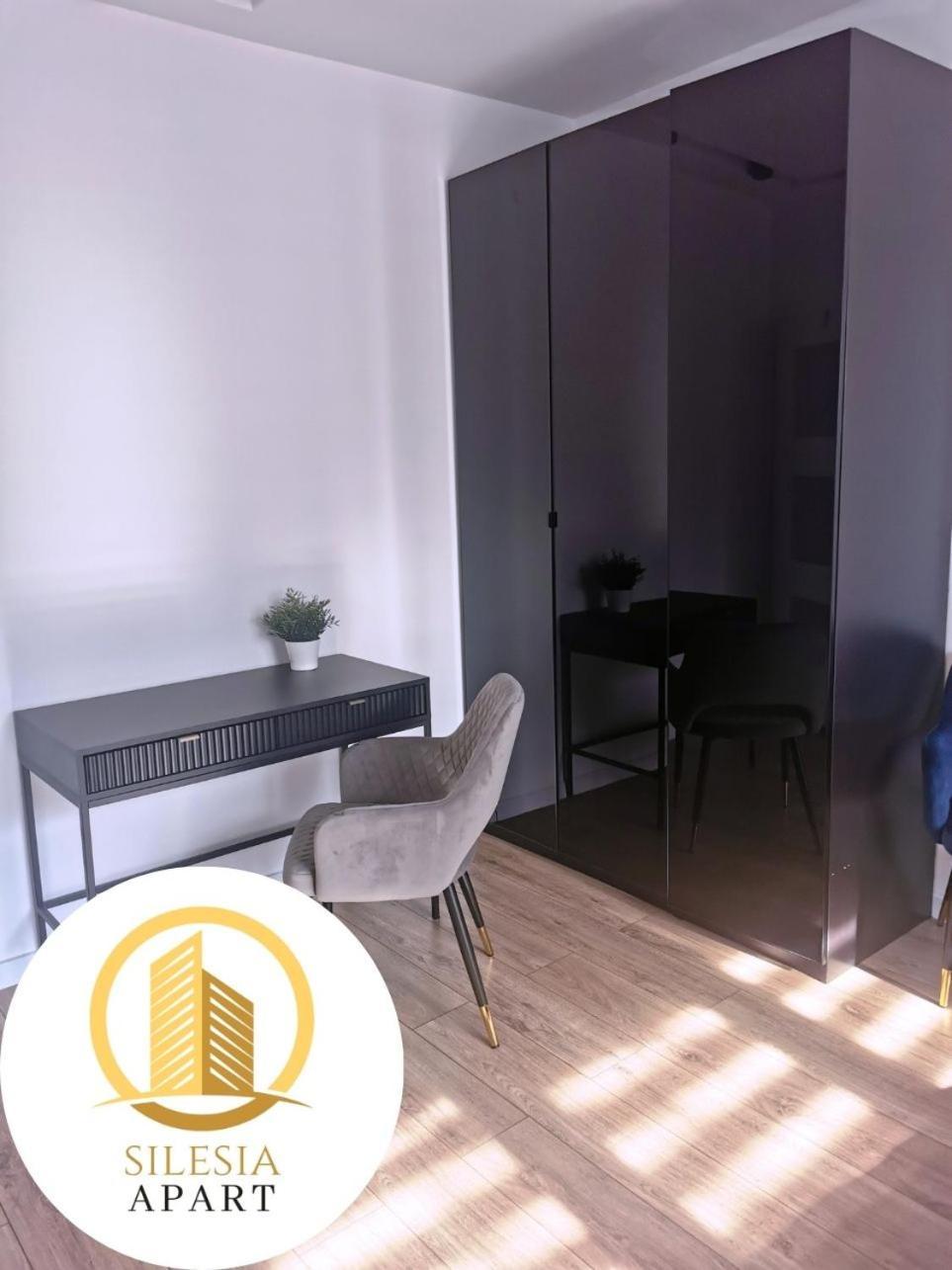 Apartament Ceglany Tychy Buitenkant foto